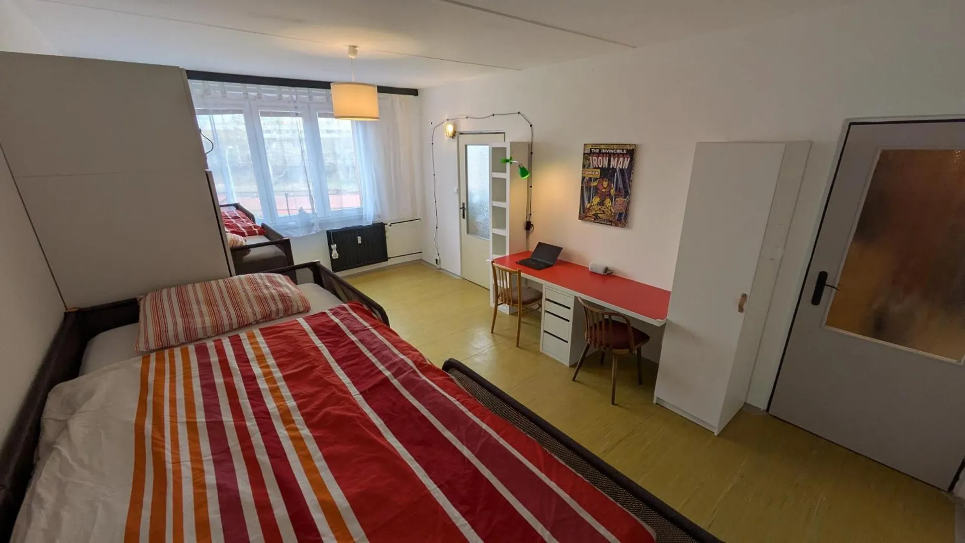 Stylish Prague 6 Apartment With Balcony