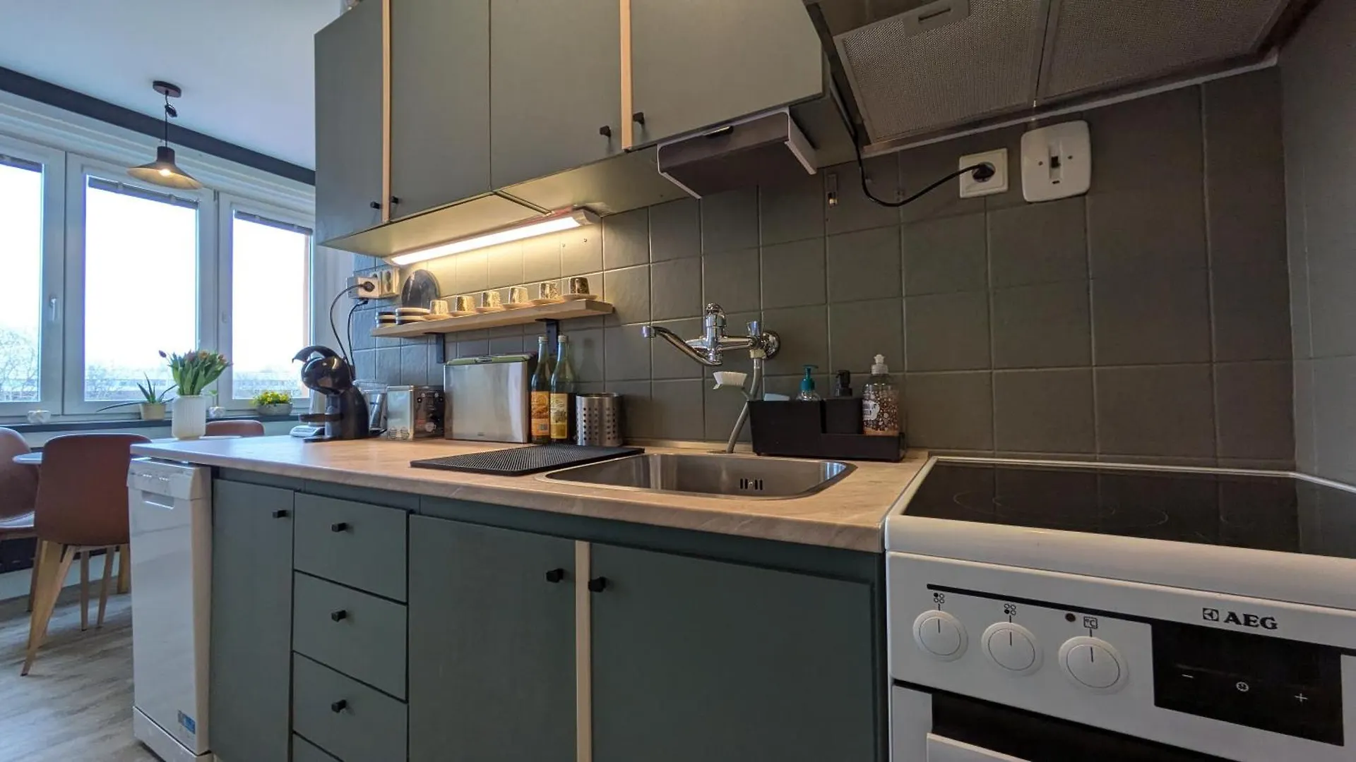 Stylish Prague 6 Apartment With Balcony 0*,  捷克